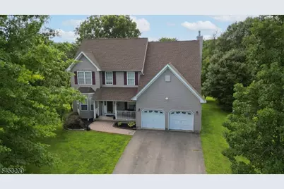 24 Shippen Rdg, Oxford Township, NJ 07863 - Photo 2