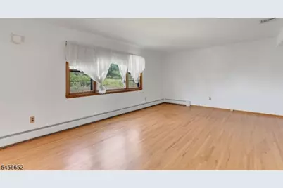 633 Totowa Rd, Totowa, NJ 07512 - Photo 4