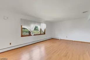 633 Totowa Rd, Totowa, NJ 07512 - Photo 4