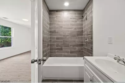 113 Marshall St, Paterson, NJ 07501 - Photo 12