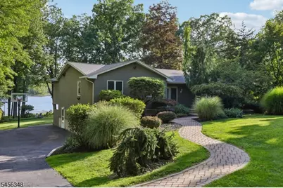22 Radtke Rd, Randolph Township, NJ 07869 - Photo 2