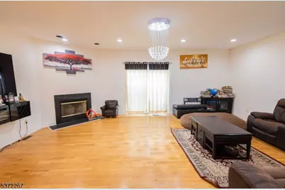 347 Raymound Blvd, Parsippany, NJ 07054 - Photo 4