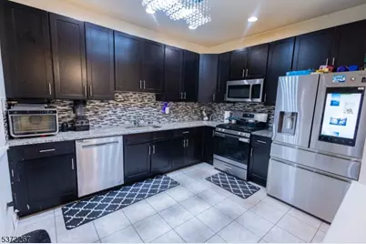 347 Raymound Blvd, Parsippany, NJ 07054 - Photo 10