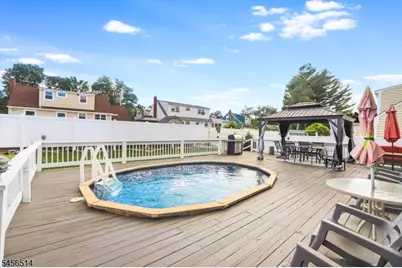 354 Colonia Blvd, Woodbridge Township, NJ 07067 - Photo 22