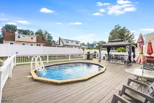 354 Colonia Blvd, Woodbridge Township, NJ 07067 - Photo 22