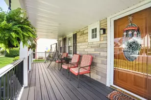 354 Colonia Blvd, Woodbridge Township, NJ 07067 - Photo 2
