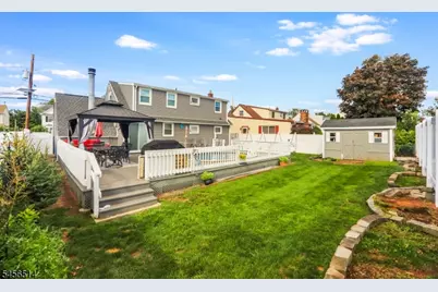 354 Colonia Blvd, Woodbridge Township, NJ 07067 - Photo 24