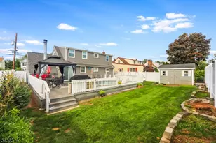 354 Colonia Blvd, Woodbridge Township, NJ 07067 - Photo 24