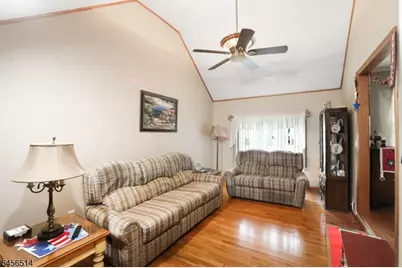 354 Colonia Blvd, Woodbridge Township, NJ 07067 - Photo 6