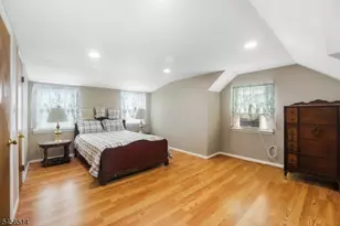 354 Colonia Blvd, Woodbridge Township, NJ 07067 - Photo 16