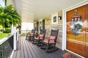 354 Colonia Blvd, Woodbridge Township, NJ 07067 - Photo 2
