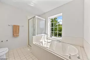 33 Gordon Cir, Parsippany, NJ 07054 - Photo 16