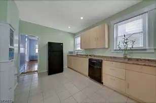 98 N 22nd St, East Orange, NJ 07017 - Photo 10