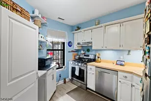 6 New Bedford Rd, West Milford, NJ 07480 - Photo 8