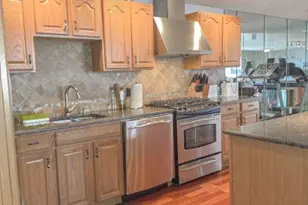 344 Paterson Plank Rd, Jersey City, NJ 07307 - Photo 12