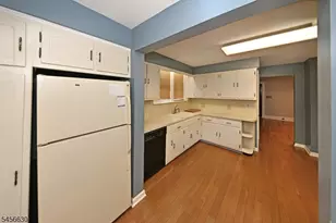 856 Ester Ave, Teaneck Township, NJ 07666 - Photo 16