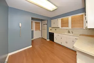 856 Ester Ave, Teaneck Township, NJ 07666 - Photo 14
