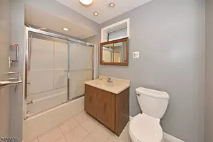 856 Ester Ave, Teaneck Township, NJ 07666 - Photo 20