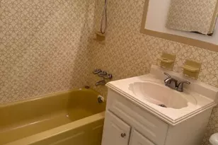 45 Hussa Street Unit, Linden, NJ 07036 - Photo 4