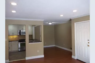 4014 Crawford Ct, Bridgewater, NJ 08807 - Photo 4