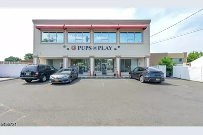 85A Walnut St, Montclair, NJ 07042 - Photo 2