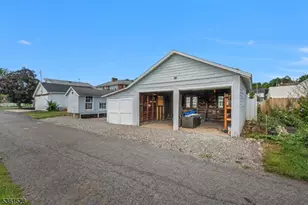 530 N Main St, Greenwich Township, NJ 08886 - Photo 32
