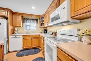 530 N Main St, Greenwich Township, NJ 08886 - Photo 8