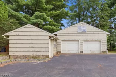 7 Essex Rd, Washington Township, NJ 07882 - Photo 36