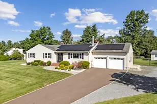 907 Rolling Hills Ln, Branchburg Township, NJ 08853 - Photo 2