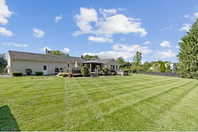 907 Rolling Hills Ln, Branchburg Township, NJ 08853 - Photo 34