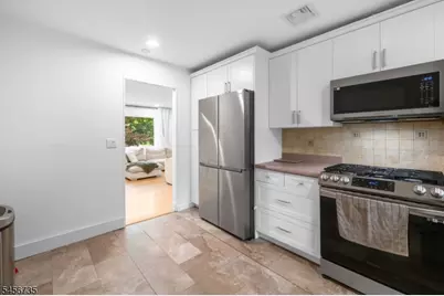 25 Windsor Ct, Norwood, NJ 07648 - Photo 18