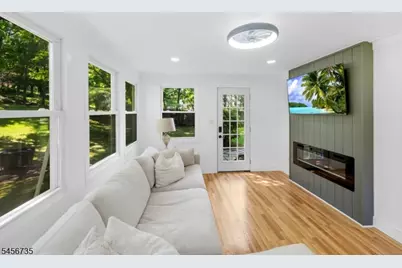25 Windsor Ct, Norwood, NJ 07648 - Photo 8
