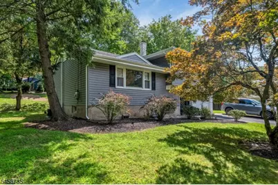 25 Windsor Ct, Norwood, NJ 07648 - Photo 2