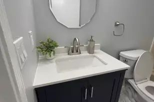 17 Rutgers Dr, Newark, NJ 07103 - Photo 2
