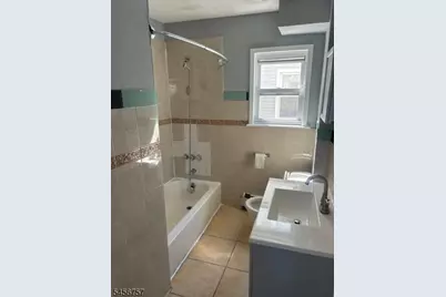 232 Eastern Pkwy, Irvington, NJ 07111 - Photo 4