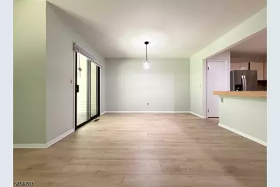 31 Lockley Ct, Wayne, NJ 07470 - Photo 10