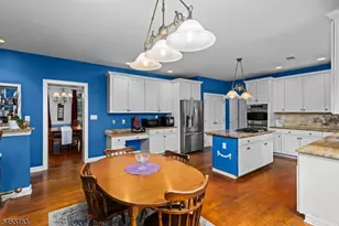 10 Ashley Dr, Mount Olive, NJ 07836 - Photo 14