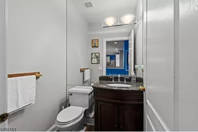 10 Ashley Dr, Mount Olive, NJ 07836 - Photo 18