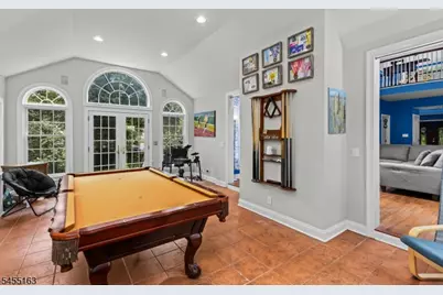 10 Ashley Dr, Mount Olive, NJ 07836 - Photo 8