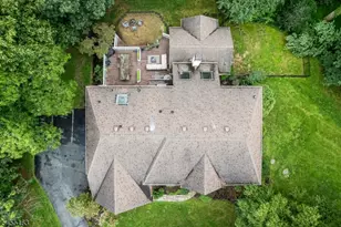 10 Ashley Dr, Mount Olive, NJ 07836 - Photo 6