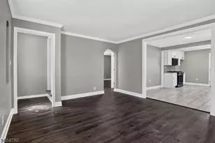16 Oakwood Pl, North Brunswick Township, NJ 08902 - Photo 8
