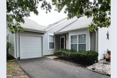124 Winchester Way, Franklin Township, NJ 08873 - Photo 1
