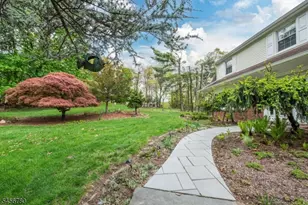 839 Rifle Camp Rd, Woodland Park, NJ 07424 - Photo 8