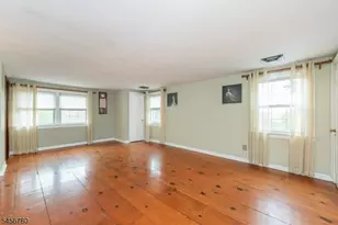 839 Rifle Camp Rd, Woodland Park, NJ 07424 - Photo 28