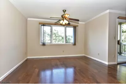 606 Skyline Dr, Haledon, NJ 07508 - Photo 8