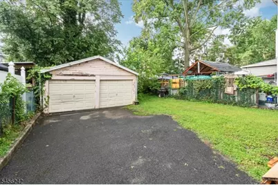 1445 Hiawatha Avenue, Hillside, NJ 07205 - Photo 24