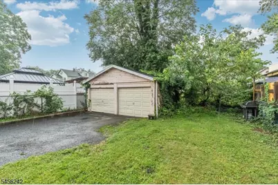 1445 Hiawatha Avenue, Hillside, NJ 07205 - Photo 26