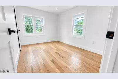 290 S 20th St, Newark, NJ 07103 - Photo 24
