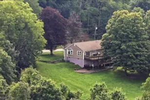 37 Central School Rd, Wantage, NJ 07461 - Photo 2