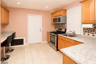 55 Winthrop St, Newark, NJ 07104 - Photo 8